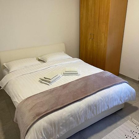 Appartement Apartman Hercegovina à Grude Extérieur photo