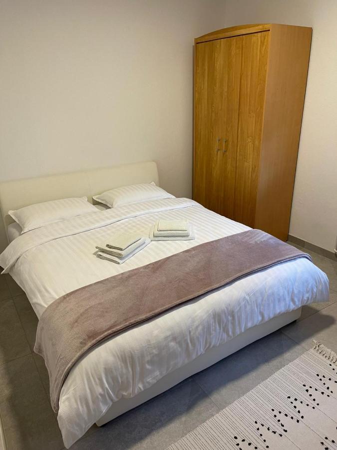 Appartement Apartman Hercegovina à Grude Extérieur photo