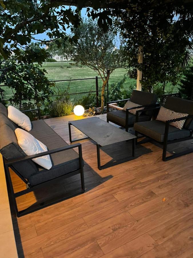 Appartement Apartman Hercegovina à Grude Extérieur photo